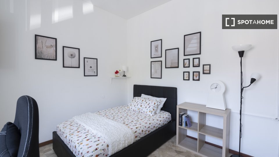 Double room Milan, 7 beds, 150m² — photo 12