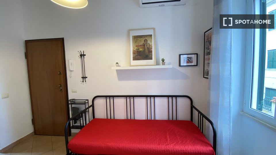 Apartment mono Rome, 35m² — photo 6