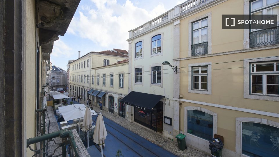 Double room Lisbon, 8 beds — photo 5