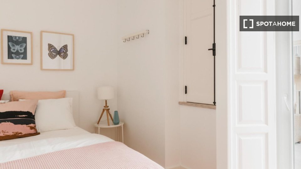 Apartment Lisbon, 1 bed, 55m² — photo 6