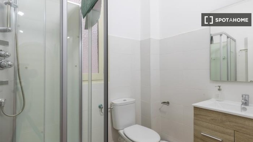 Habitación doble Valencia, 8 habitaciones — foto 13