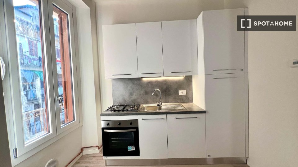 Apartment mono Milan, 28m² — photo 10