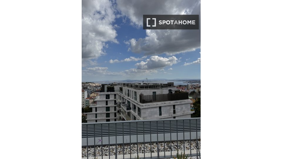 Apartment mono Lisbon, 62m² — photo 15