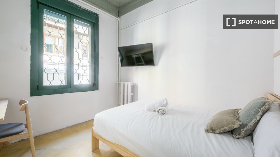 Double room Barcelona, 14 beds — photo 5