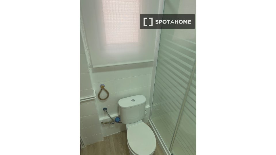 Apartment Valencia, 3 beds, 71m² — photo 9