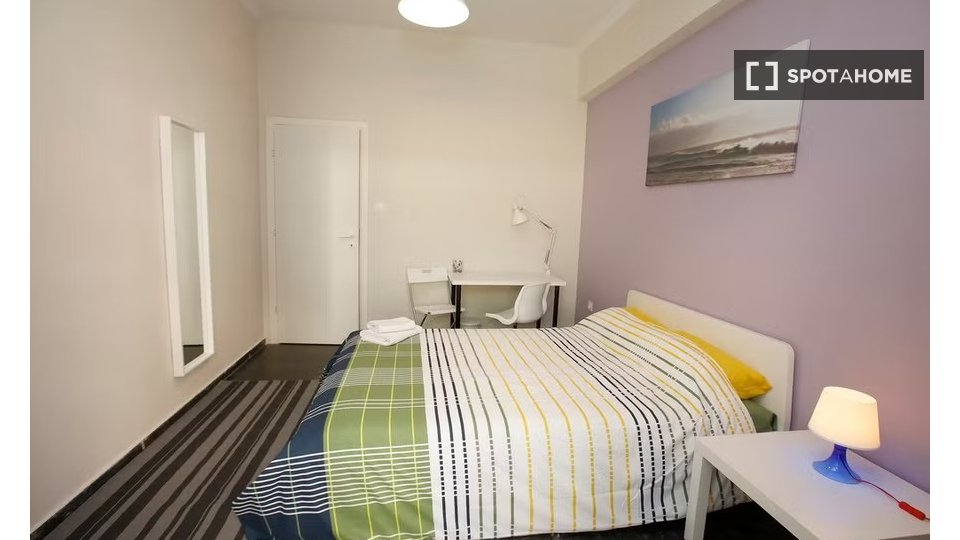 Double room Athens, 3 beds — photo 2