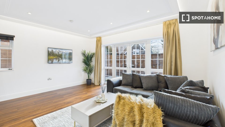 Apartment London, 4 beds, 128m² — photo 10