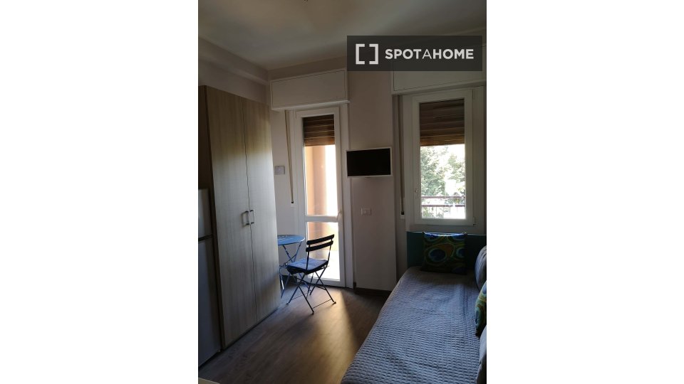 Double room Milan, 1 bed — photo 4