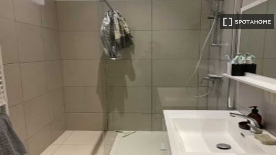 Camera doppia Lione, 4 camere, 120m² — foto 9