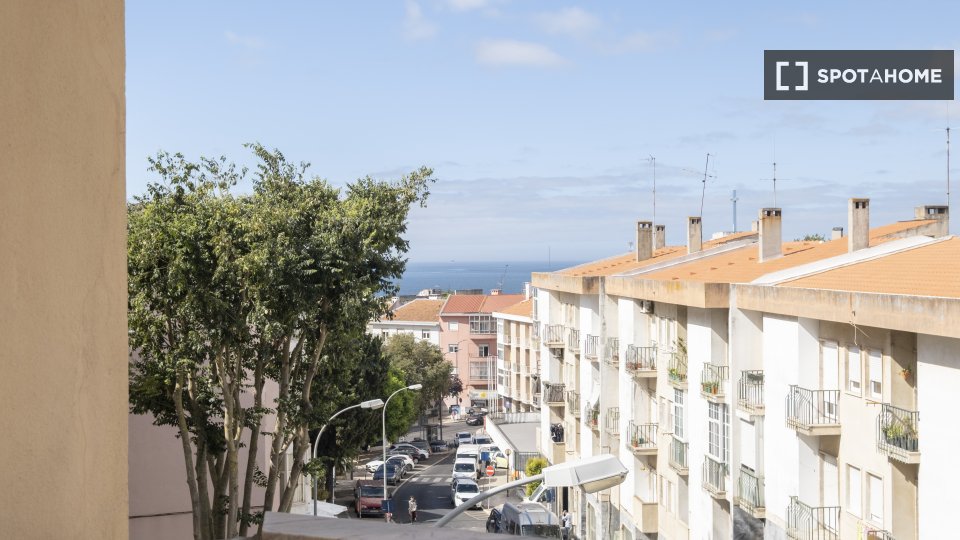 Double room Lisbon, 4 beds, 100m² — photo 42