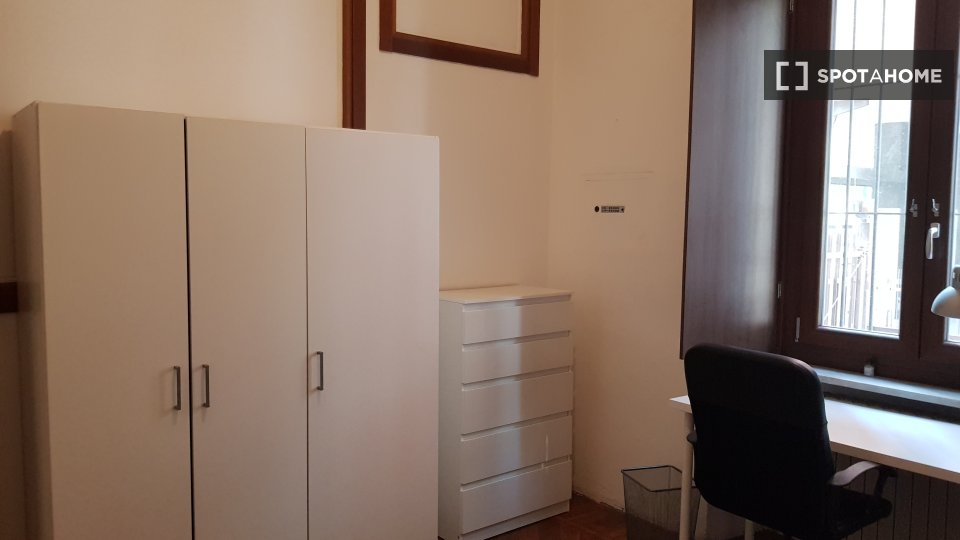 Double room Turin, 5 beds, 156m² — photo 4