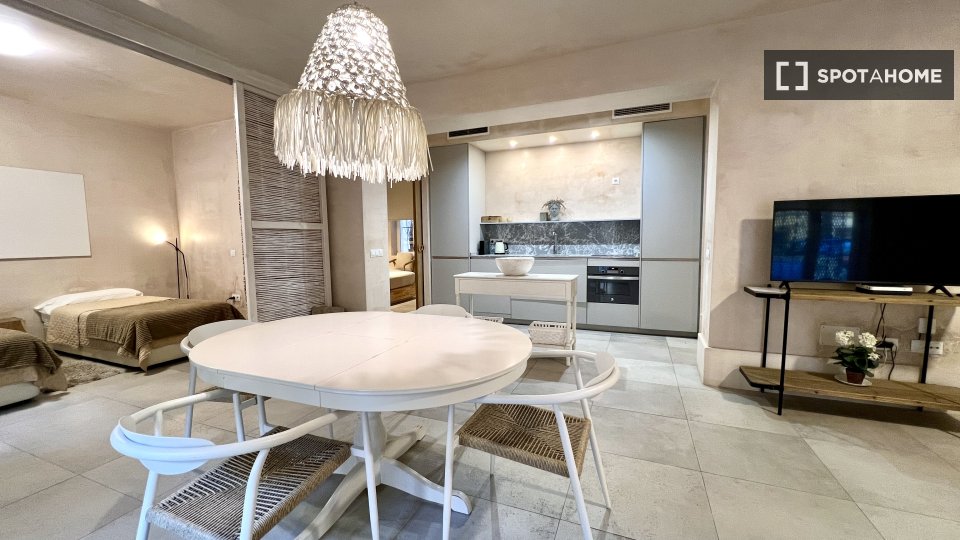 Apartment Malaga, 3 beds, 110m² — photo 6