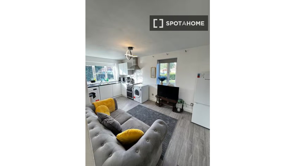 Apartment London, 1 bed — photo 2