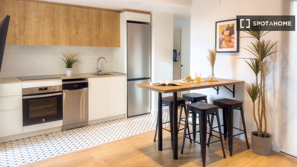 Apartment Barcelona, 3 beds, 85m² — photo 13