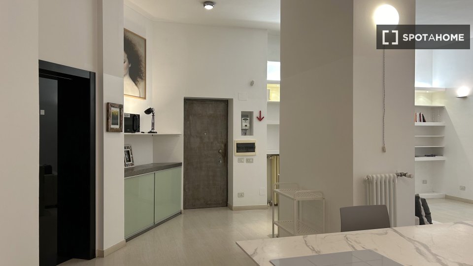 Apartment Milan, 1 bed, 97m² — photo 11