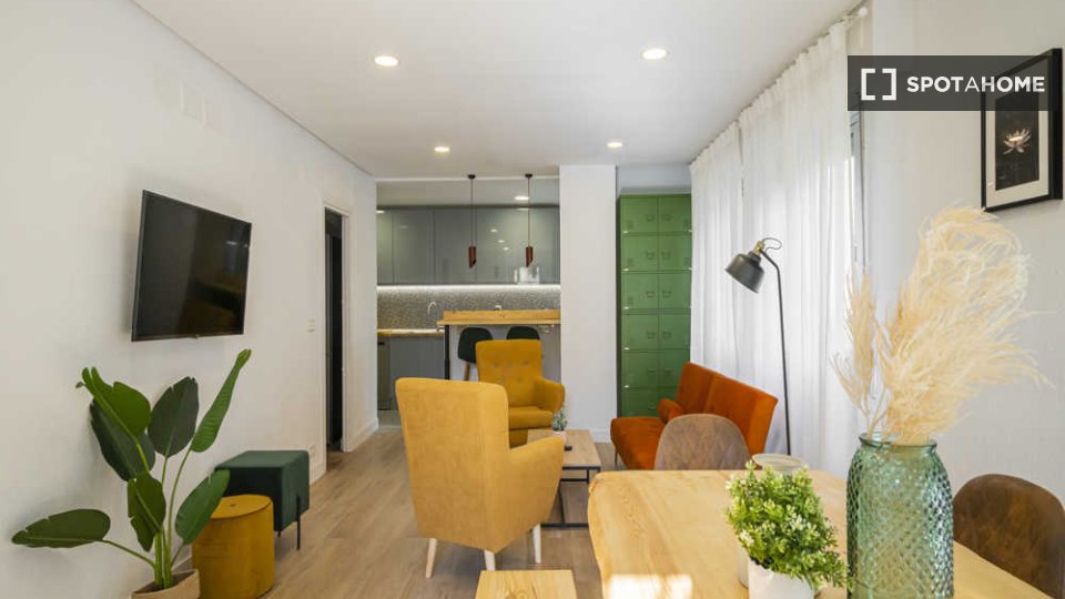 Double room Madrid, 16 beds — photo 40