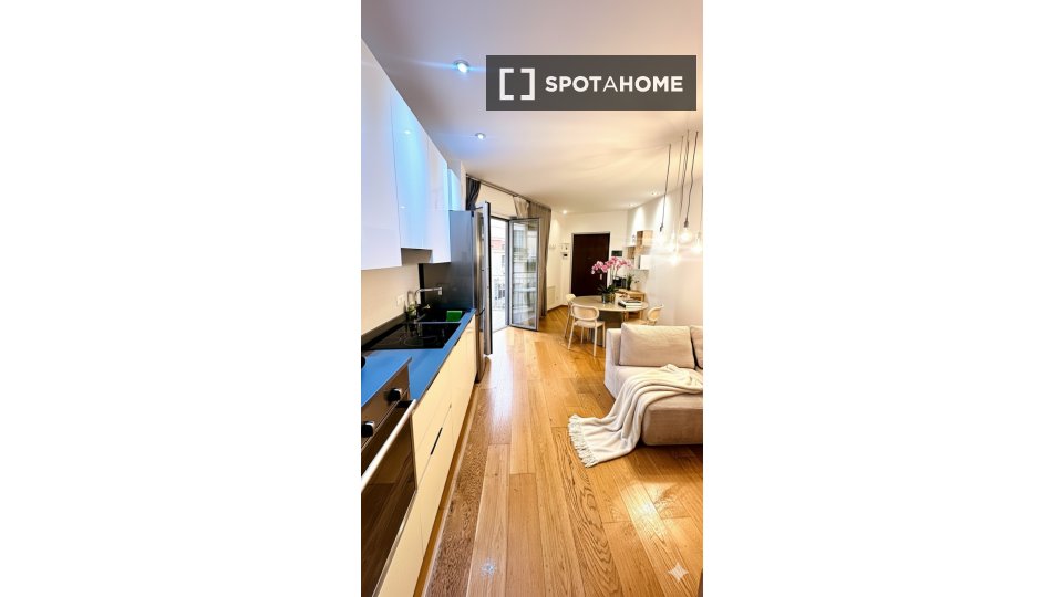 Apartment Milan, 2 beds — photo 15