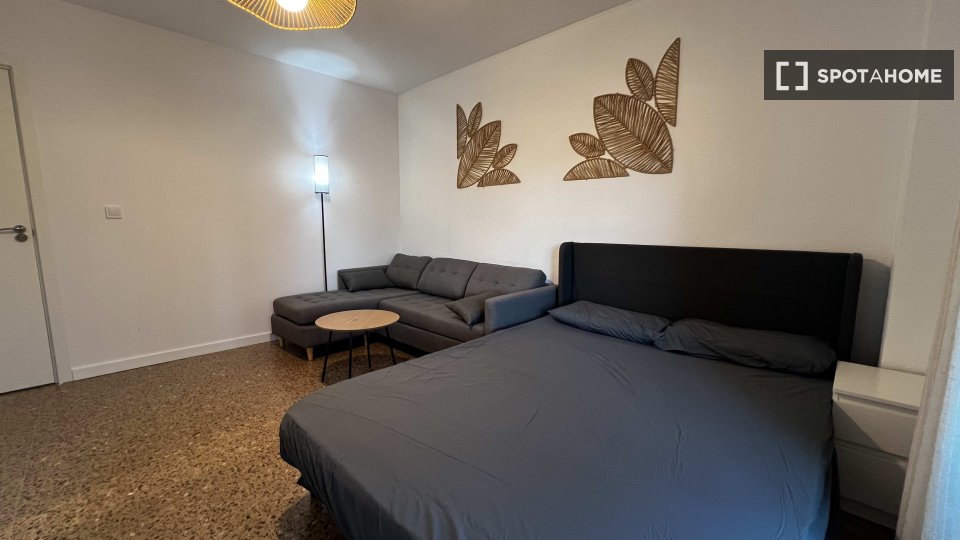 Double room Valencia, 5 beds — photo 19
