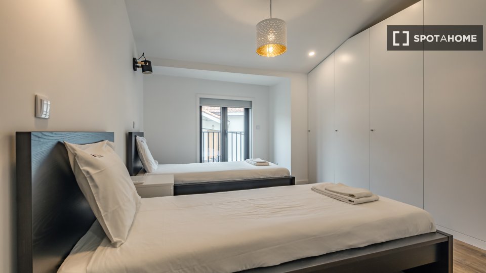 Apartment Porto, 2 beds, 97m² — photo 12