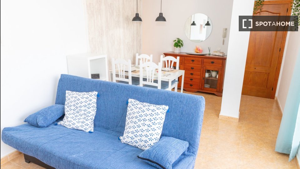 Apartment Cadiz, 2 beds, 80m² — photo 4
