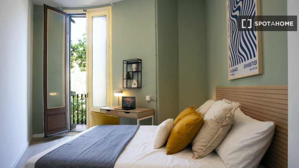 Double room Barcelona, 10 beds, 210m² — photo 15