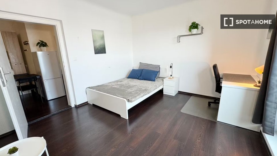 Double room Vienna, 3 beds, 48m² — photo 8