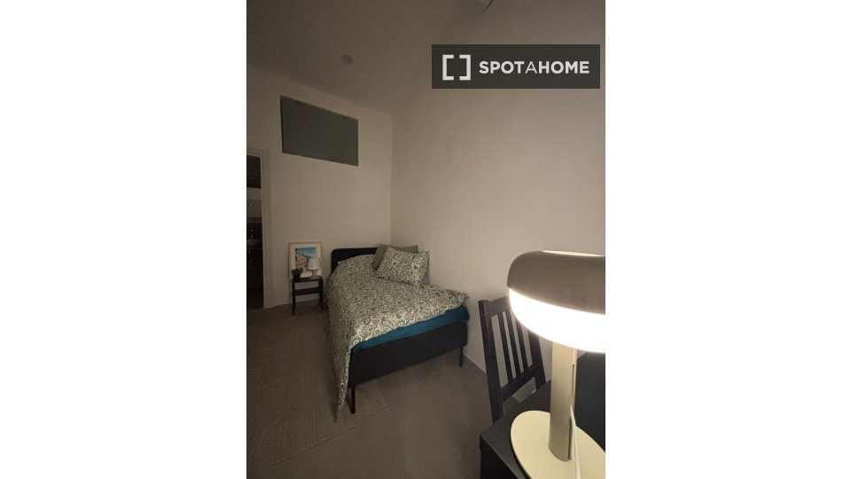Double room Naples, 4 beds — photo 3
