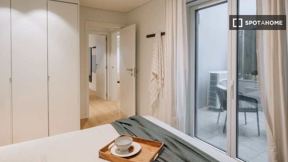 Apartment Lisbon, 3 beds — photo 14