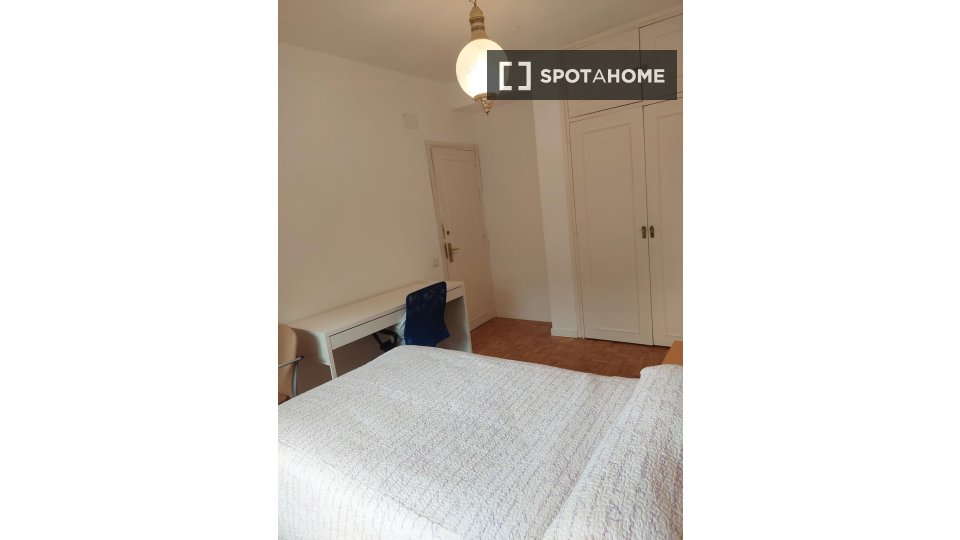 Double room Madrid, 7 beds — photo 20