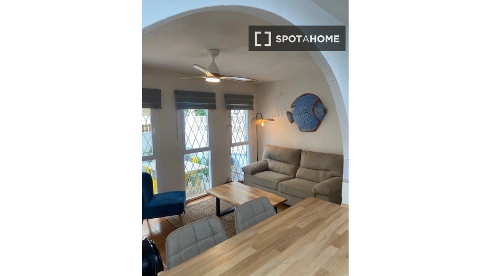 Apartment Alicante, 3 beds, 100m² — photo 6