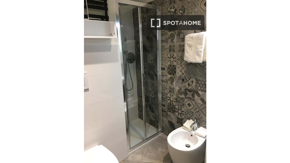 Double room Turin, 1 bed — photo 4