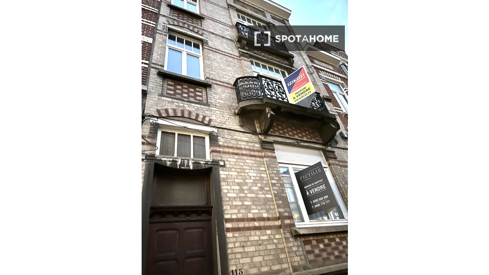 Double room Brussels, 8 beds — photo 3