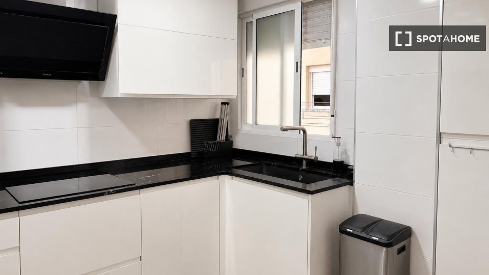 Camera doppia Valencia, 4 camere, 10m² — foto 11