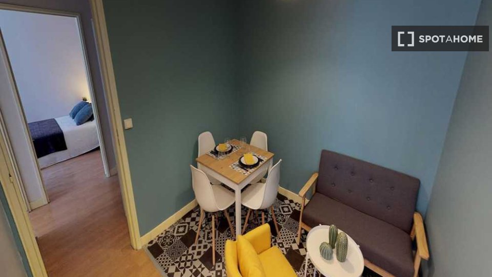 Double room Paris, 3 beds, 70m² — photo 11