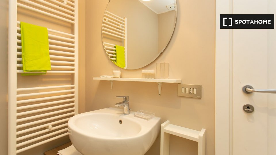 Apartment Milan, 1 bed, 55m² — photo 16