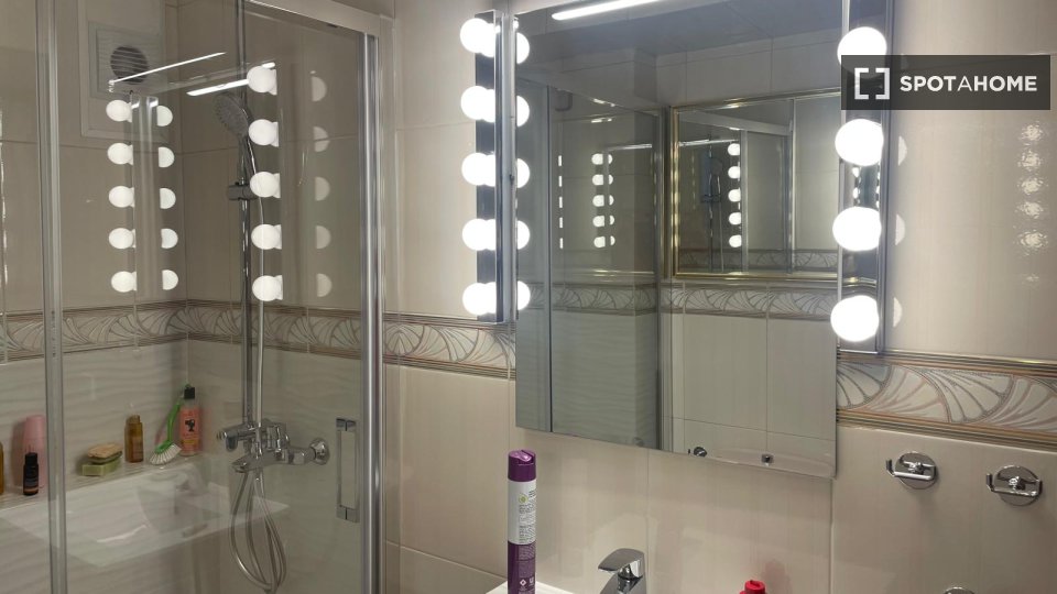 Double room Malaga, 4 beds — photo 1