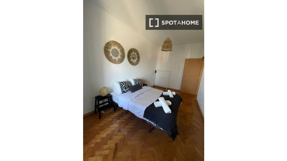 Double room Lisbon, 4 beds, 200m² — photo 6