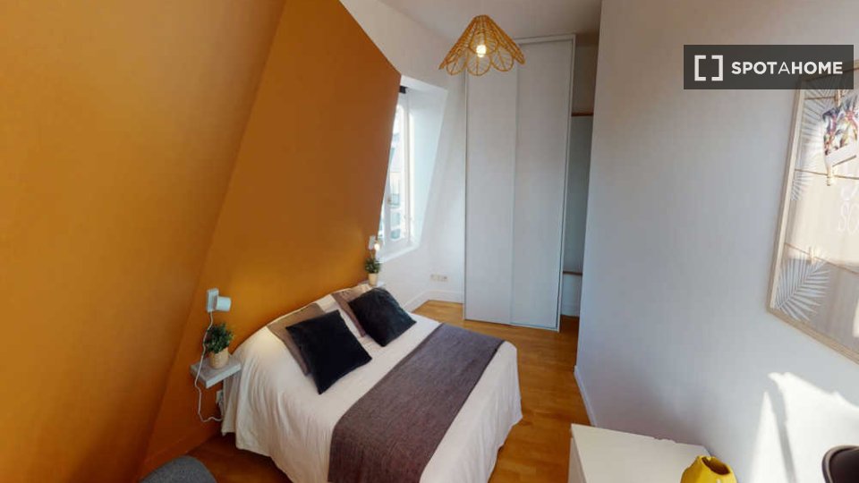 Double room Paris, 4 beds, 80m² — photo 9