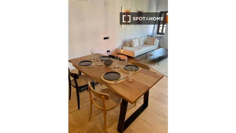 Apartment Barcelona, 2 beds, 85m² — photo 12