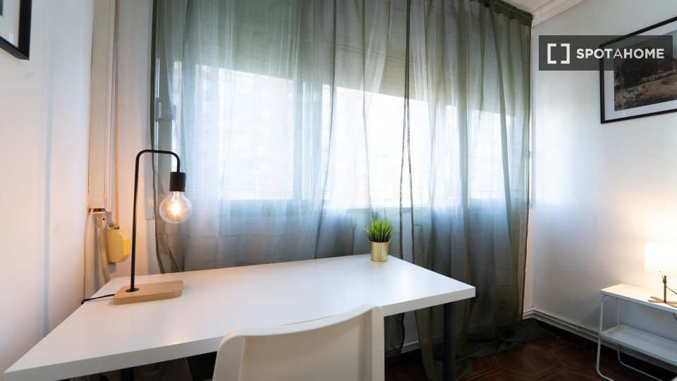 Double room Madrid, 4 beds — photo 1