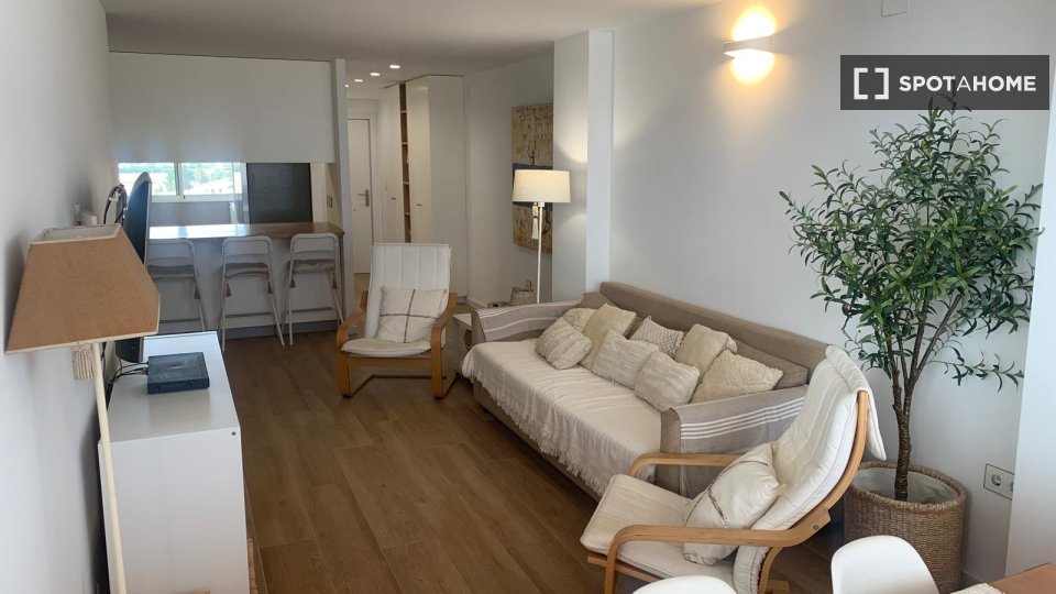 Apartment Valencia, 3 beds, 75m² — photo 3