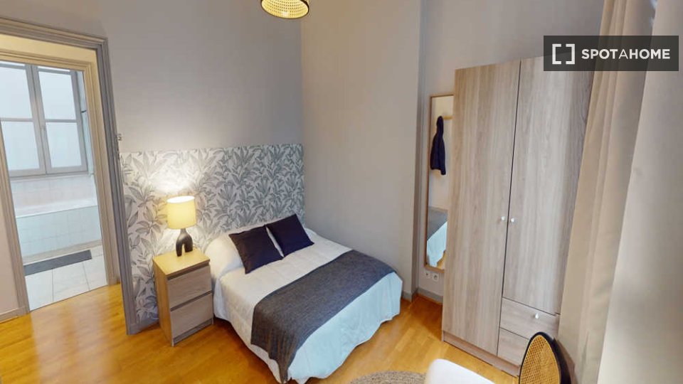 Double room Lyon, 7 beds, 150m² — photo 13