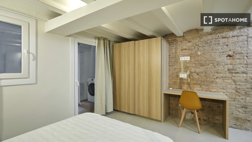 Apartment Barcelona, 1 bed, 40m² — photo 15