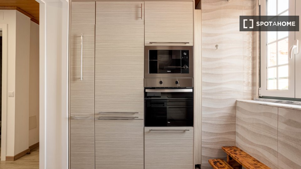 Apartment Lisbon, 1 bed — photo 15