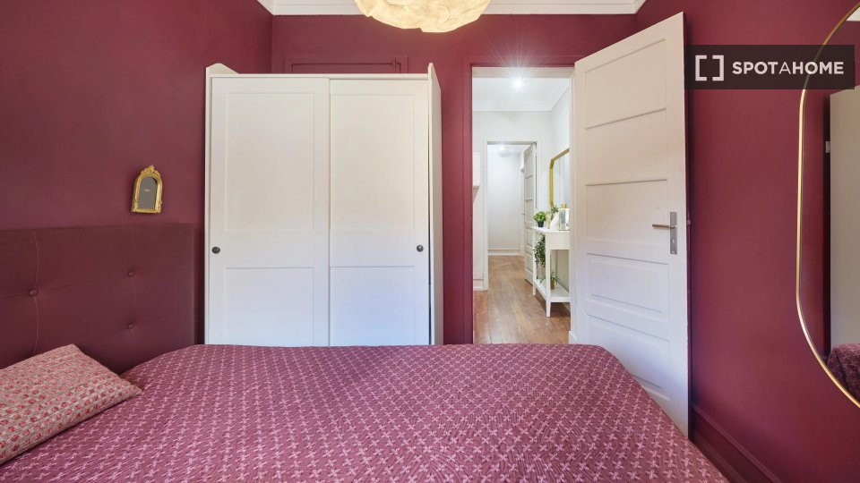 Double room Lisbon, 4 beds — photo 3