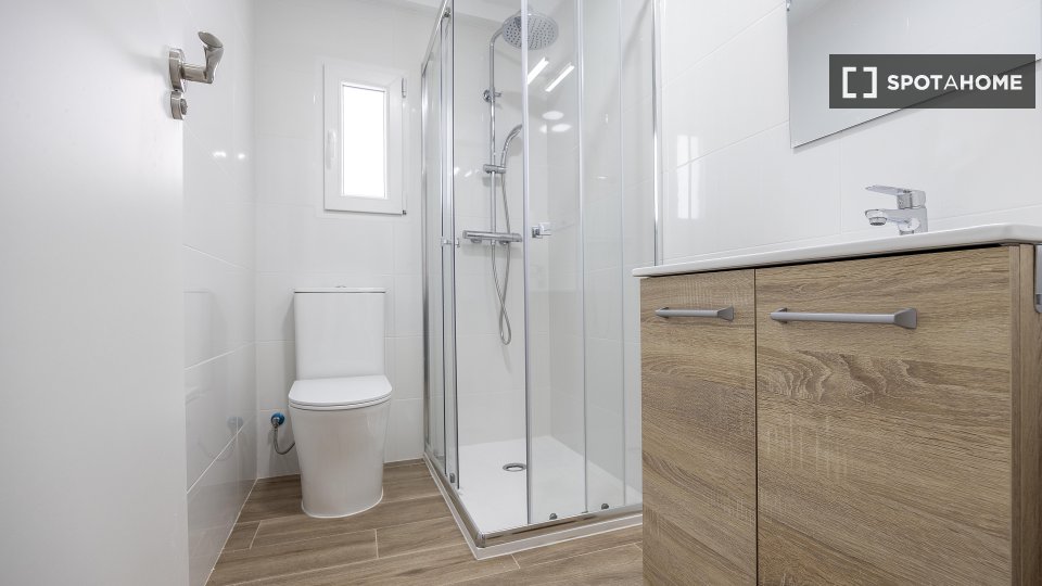 Chambre double Valence, 4 chambres, 100m² — photo 15