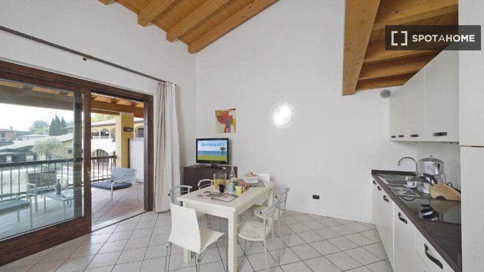 Apartment Milan, 2 beds — photo 17