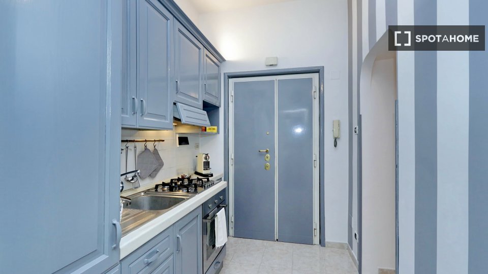 Apartment Rome, 1 bed, 45m² — photo 14
