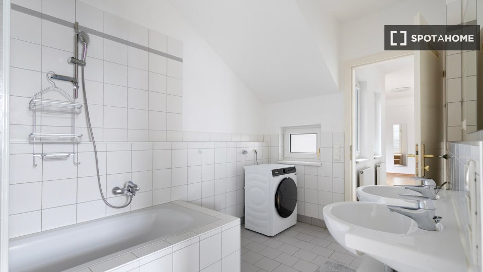 Apartment Vienna, 1 bed, 92m² — photo 9