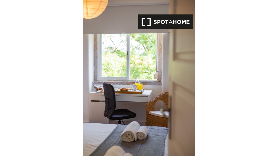 Double room Lisbon, 4 beds — photo 7